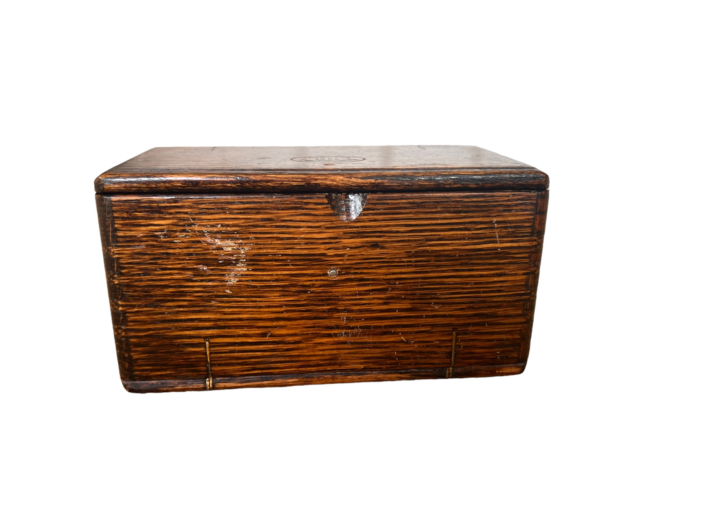 7D2098F9-CBAA-408F-93EA-
