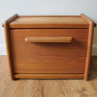 Vintage Teak Wood Bread Box – Handcrafted Thailand Kitchen Storage