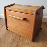 Vintage Teak Wood Bread Box – Handcrafted Thailand Kitchen Storage