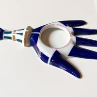 Galecia sangadelos Protective hand in porcelain spain