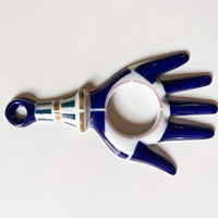 Galecia sangadelos Protective hand in porcelain spain