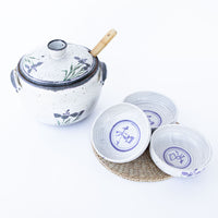 5 Piece Hand Spun Ceramic Serving Soup Dish with Lid and 3 Matching Soup Bowls