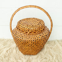 Large Weave Basket with Handle and Lid