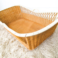 Wicker Bassinet with Wood Bottom