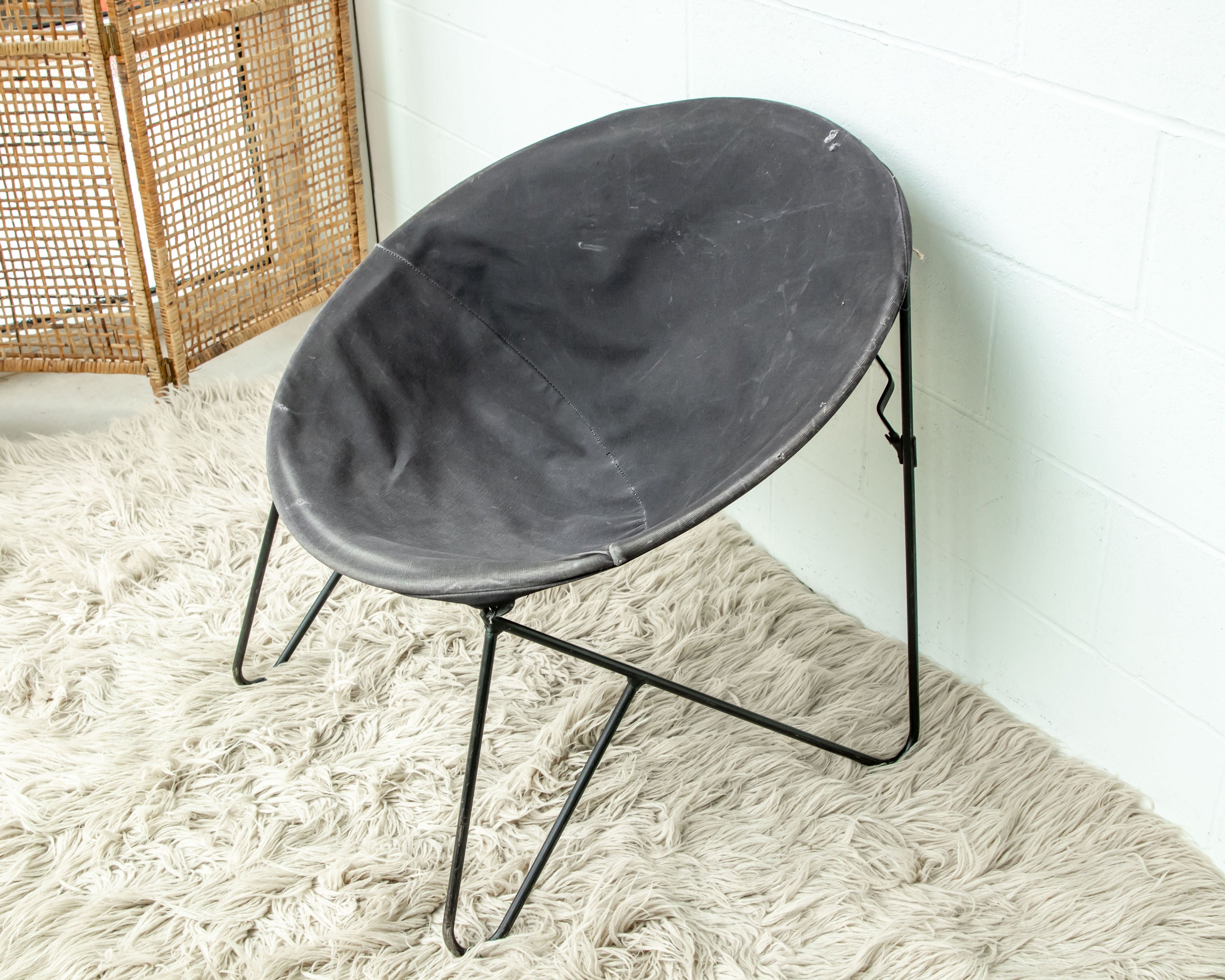 Saucer discount chair grey