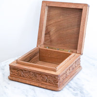 Gorgeous Vintage Hand Carved Wooden Jewelry/Trinket Box