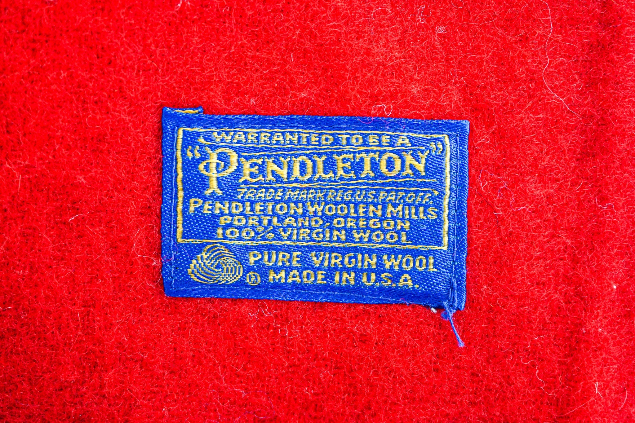 Pendelton Woolen Mills Beaver State 200 Year Anniversary Queen Blanket