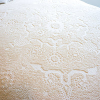 Pilgrim Pride Queen Size Nubby White Cotton Blanket Bedspread Throw with Fringe and Rounded Corners