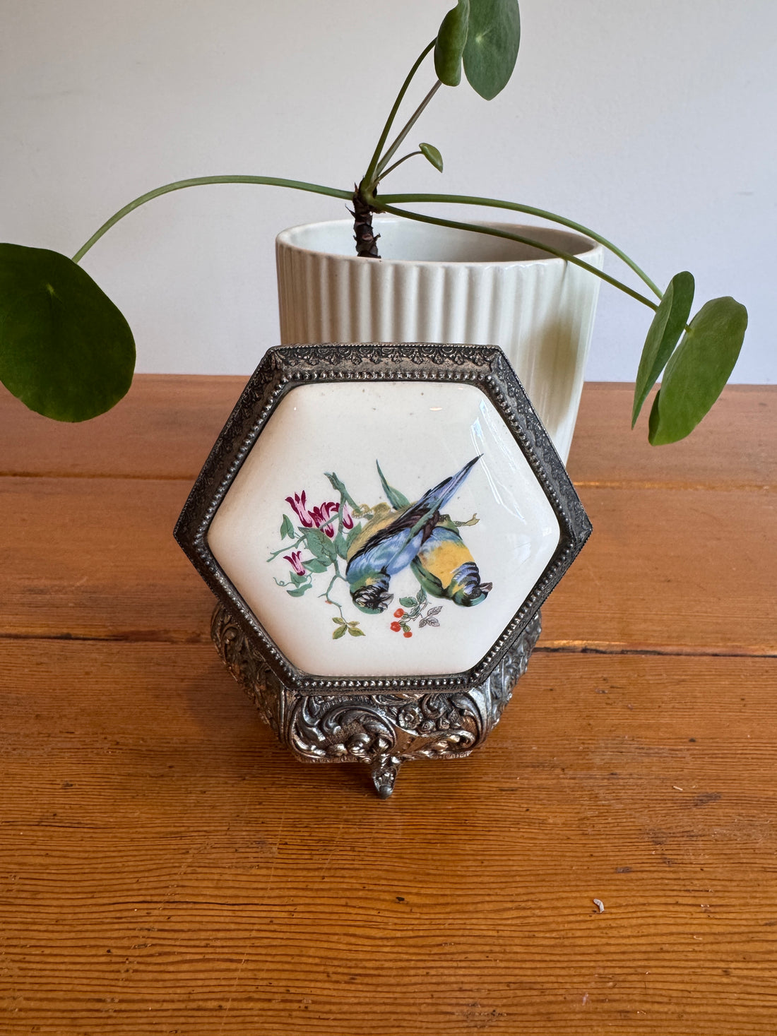 Trinket Box Mele Parrot Tile and Metal Vintage Jewelry Box