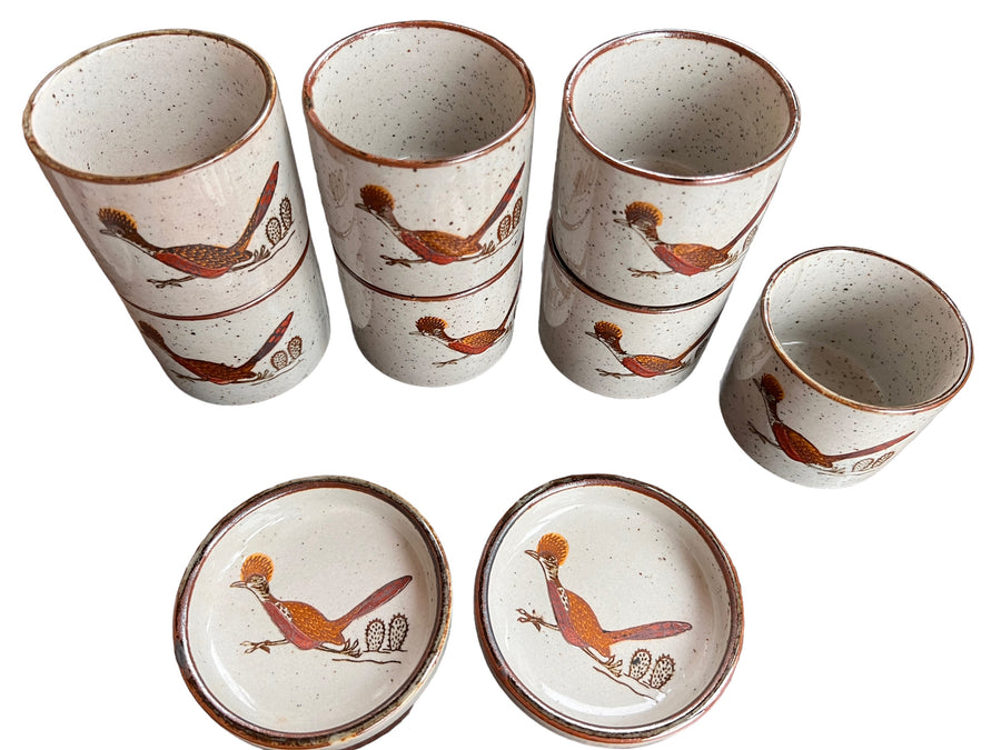 Roadrunner Tea Set Japan - Tea Pot, 2 cup coasters, 7 handless cups