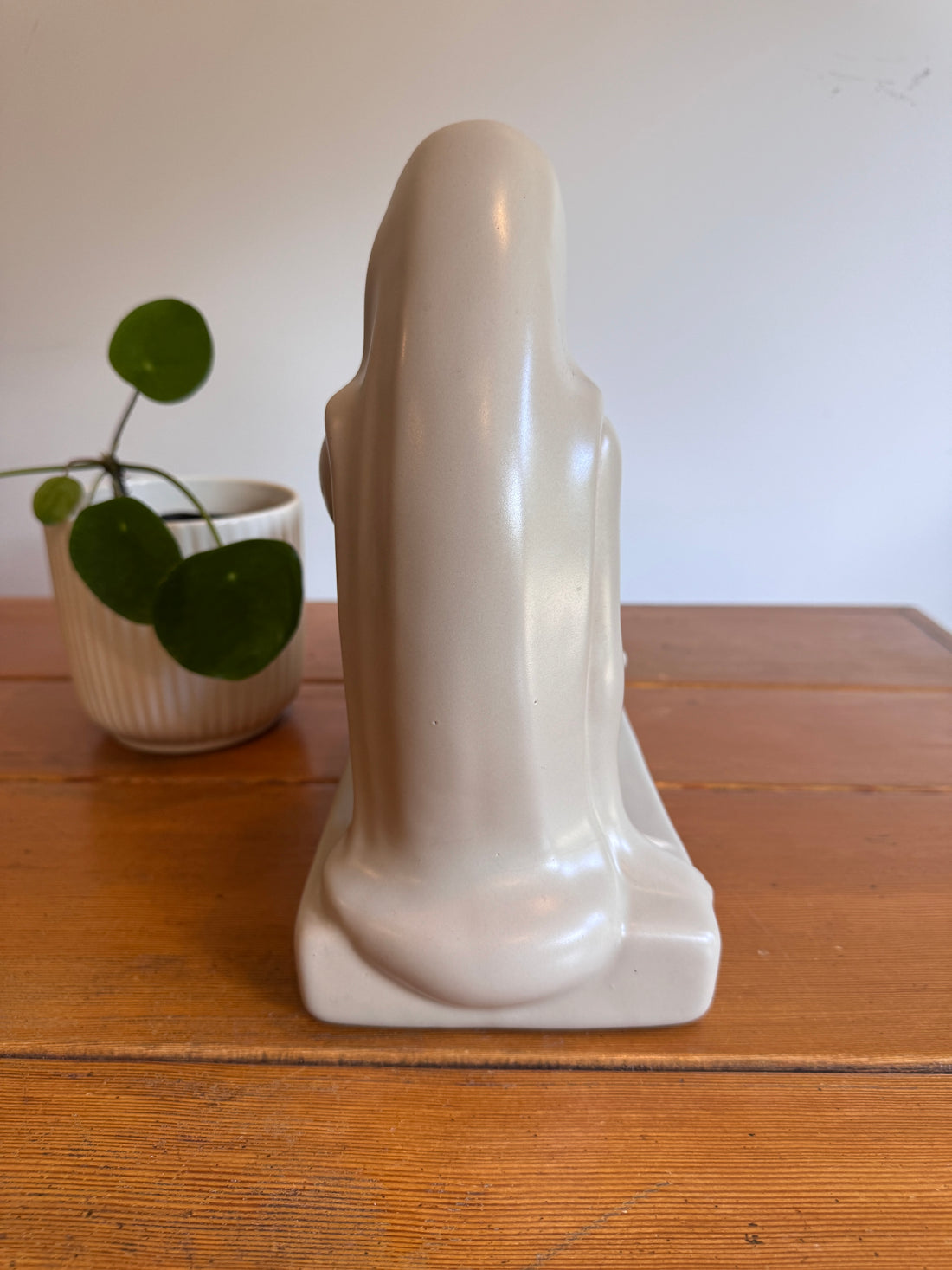 Haeger Ceramic Mom Mother Baby Sculpture Statue Midcentury Vintage