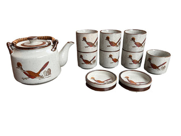Roadrunner Tea Set Japan - Tea Pot, 2 cup coasters, 7 handless cups