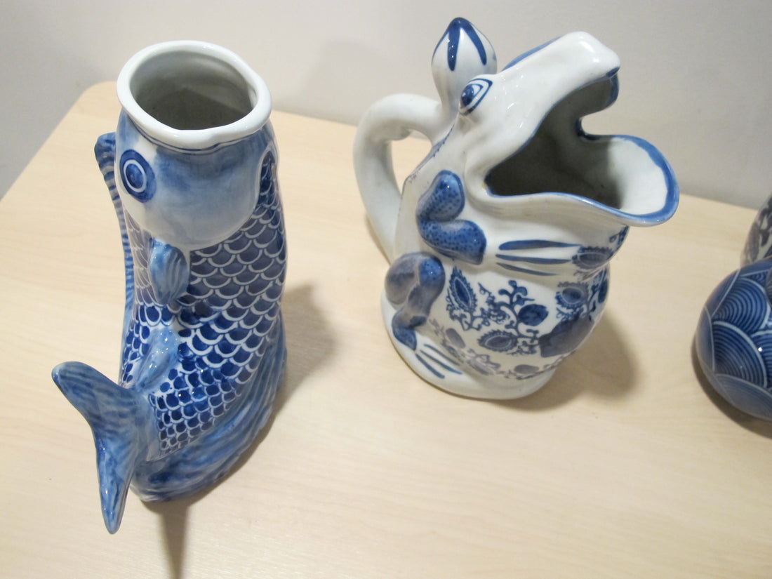 Porcelain Vase Boxes Blue and White Porcelain Fish Frog Turtle Ginger Jar