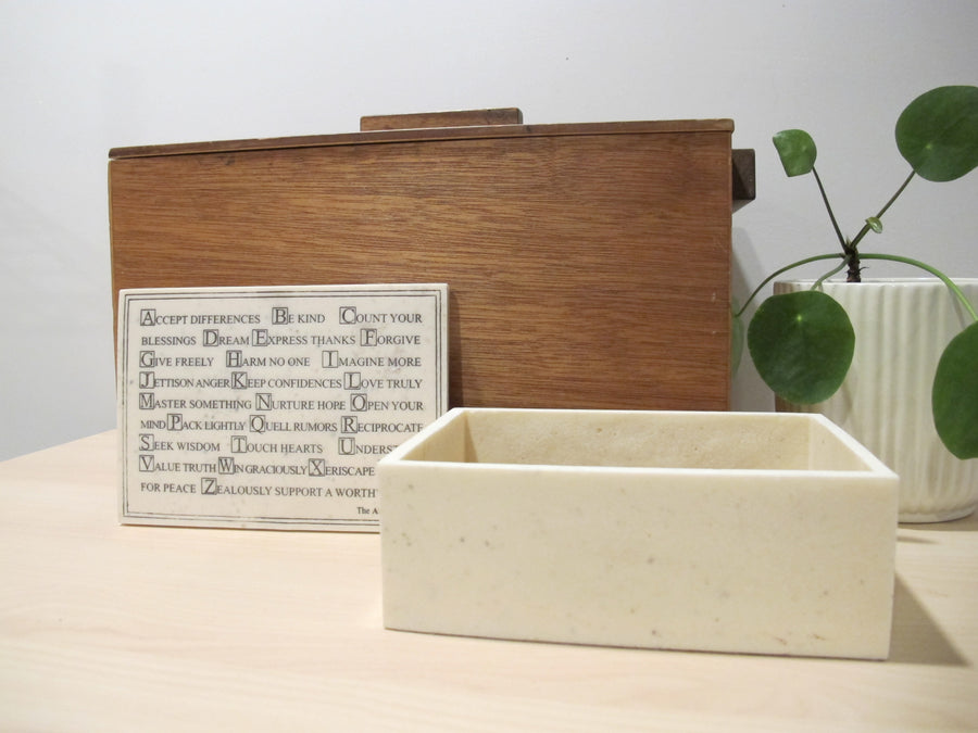 White Resin Box ABCs of Life R. Stewart 2005