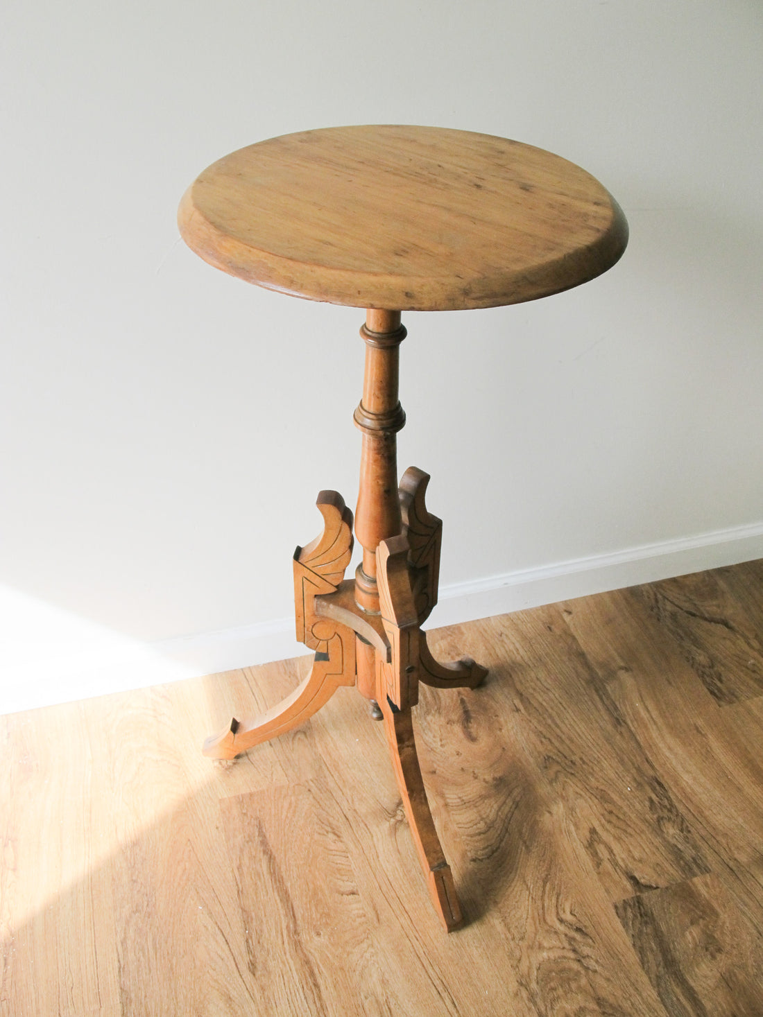 Victorian Wood Plant Stand Antique