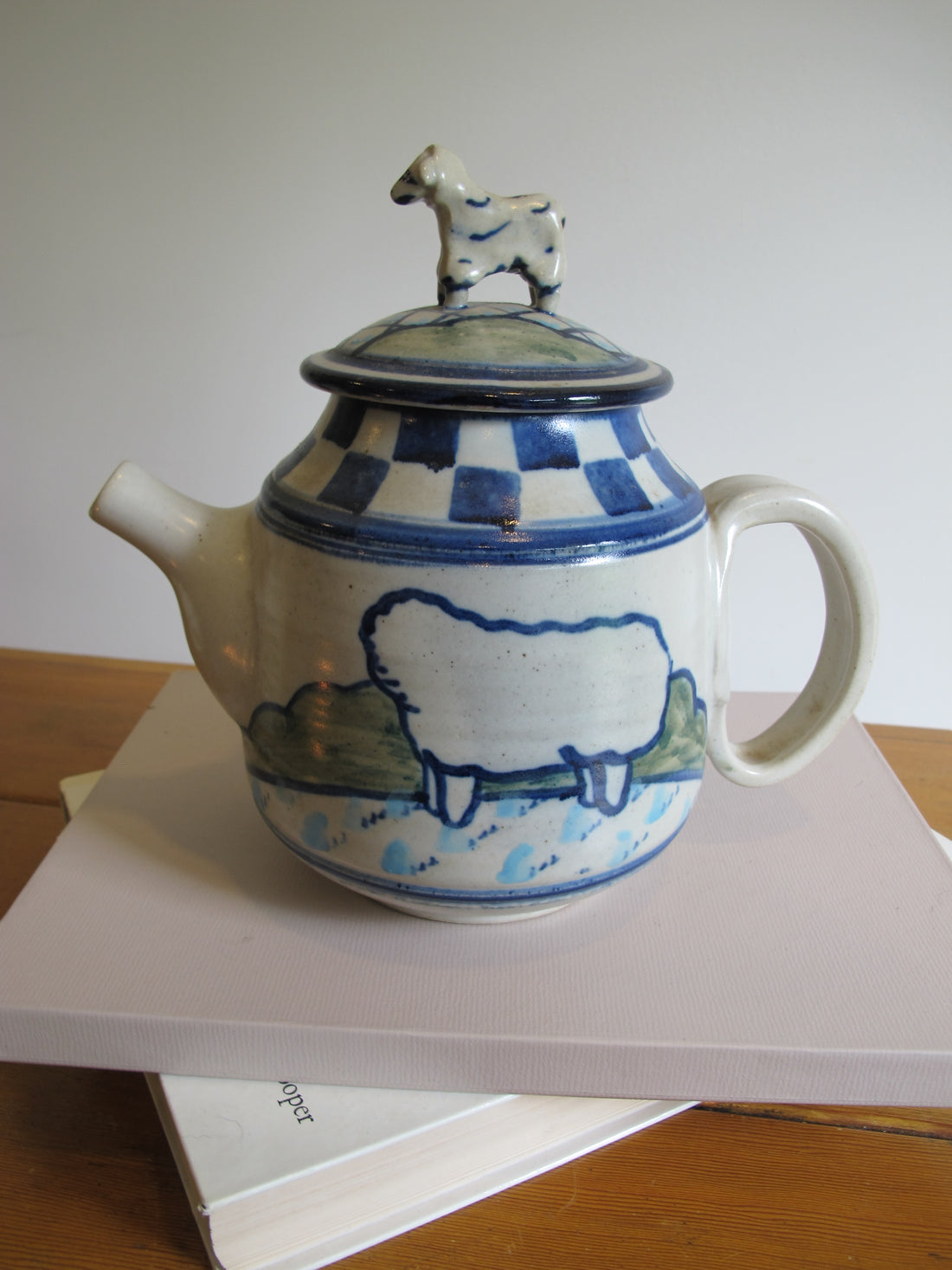 Vintage Dean Pottery Teapot – Handcrafted Ceramic Stoneware Tea Pot