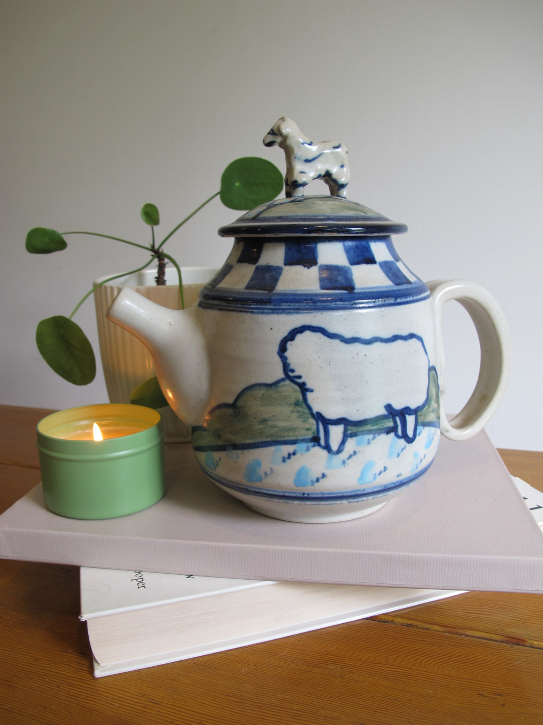 Vintage Dean Pottery Teapot – Handcrafted Ceramic Stoneware Tea Pot