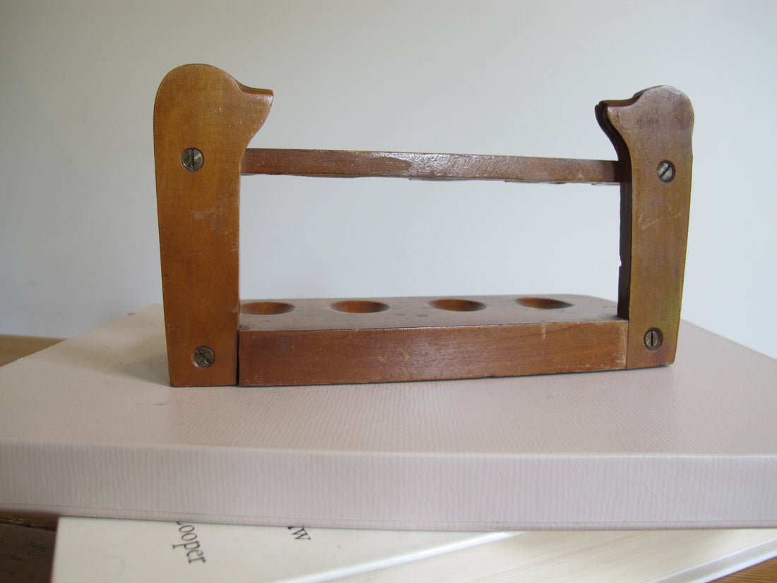 Vintage Carved Wood Dog Pipe Holder – Folk Art Smoking Pipe Stand