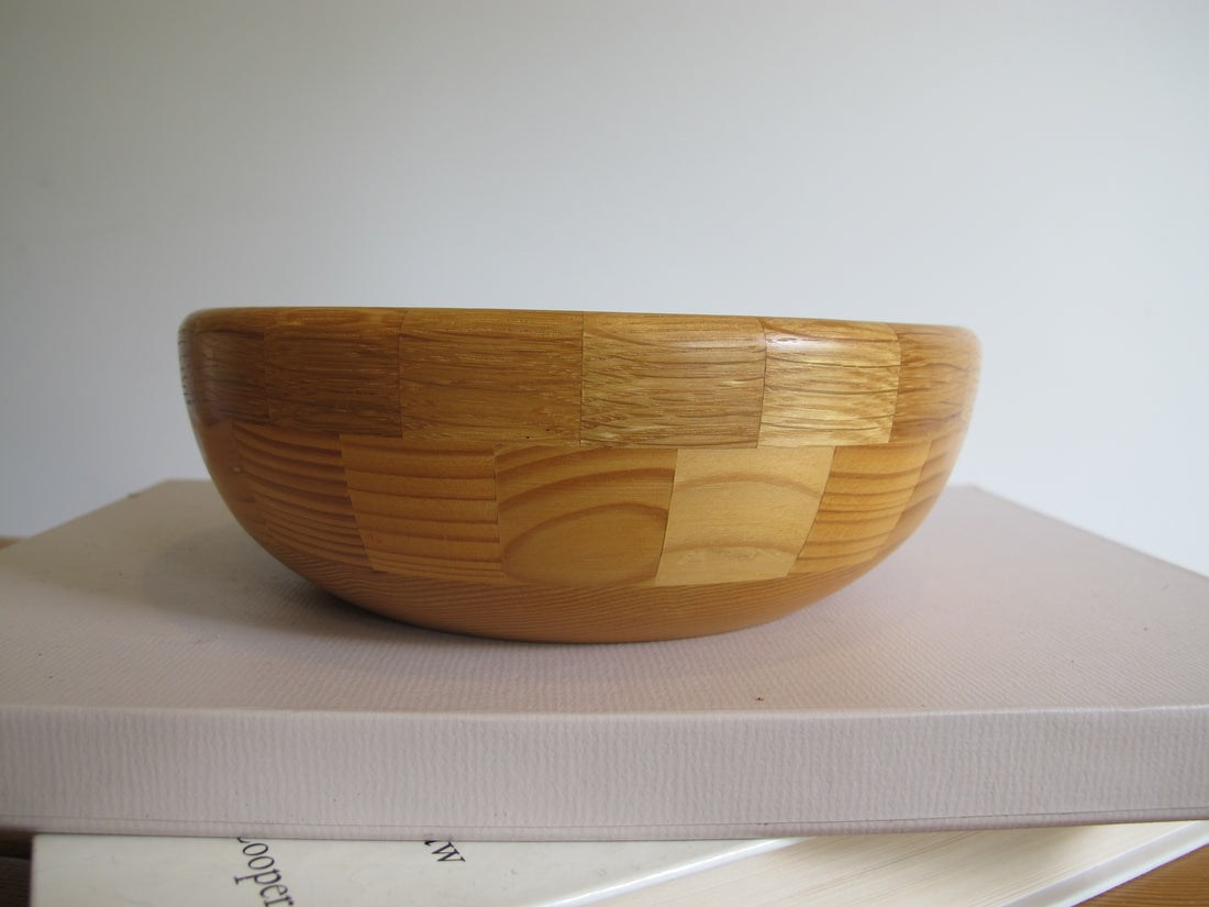 Artisan Lathed Wood Bowls – Hand-Turned Natural Wood Serving & Decor