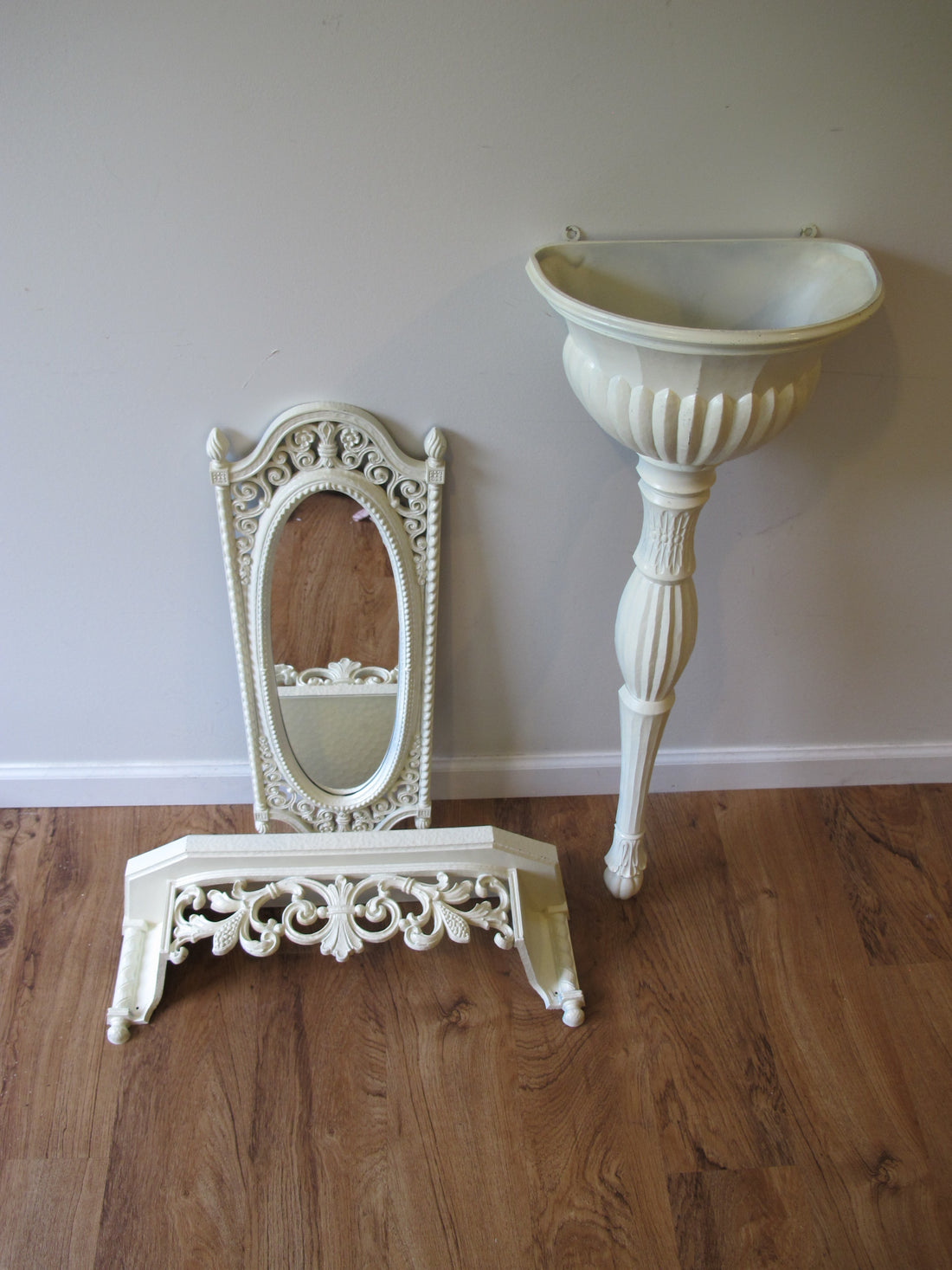 Vintage Homco Wall Décor Collection – Mirror, Planter & Shelf 
