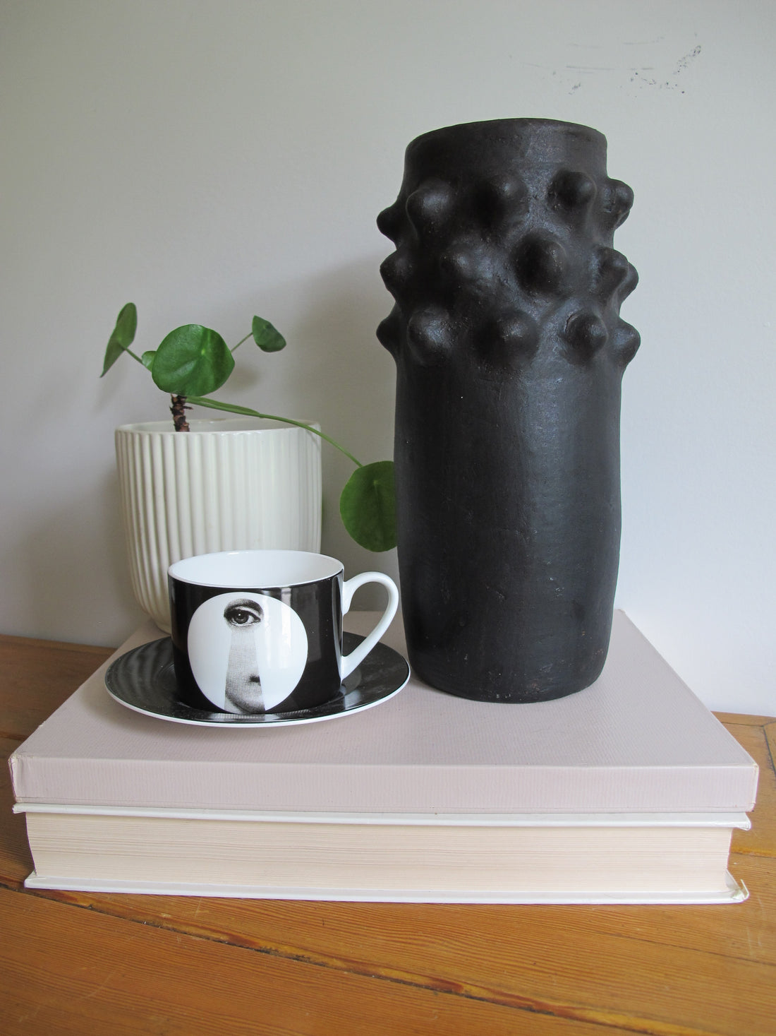 Black Spike Vase Red Clay Hand Spun Pottery Honduras Barro Negro