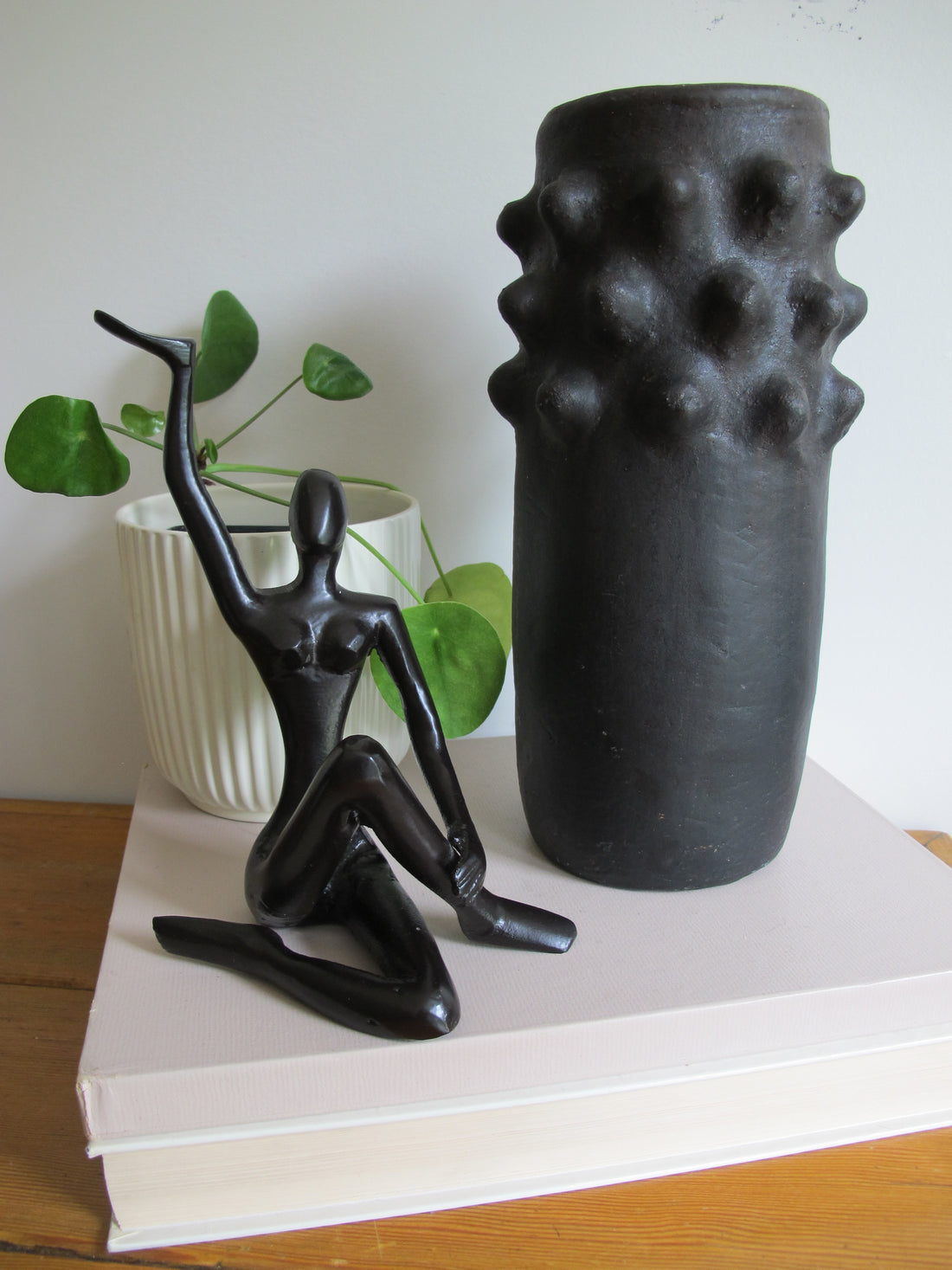 Black Spike Vase Red Clay Hand Spun Pottery Honduras Barro Negro