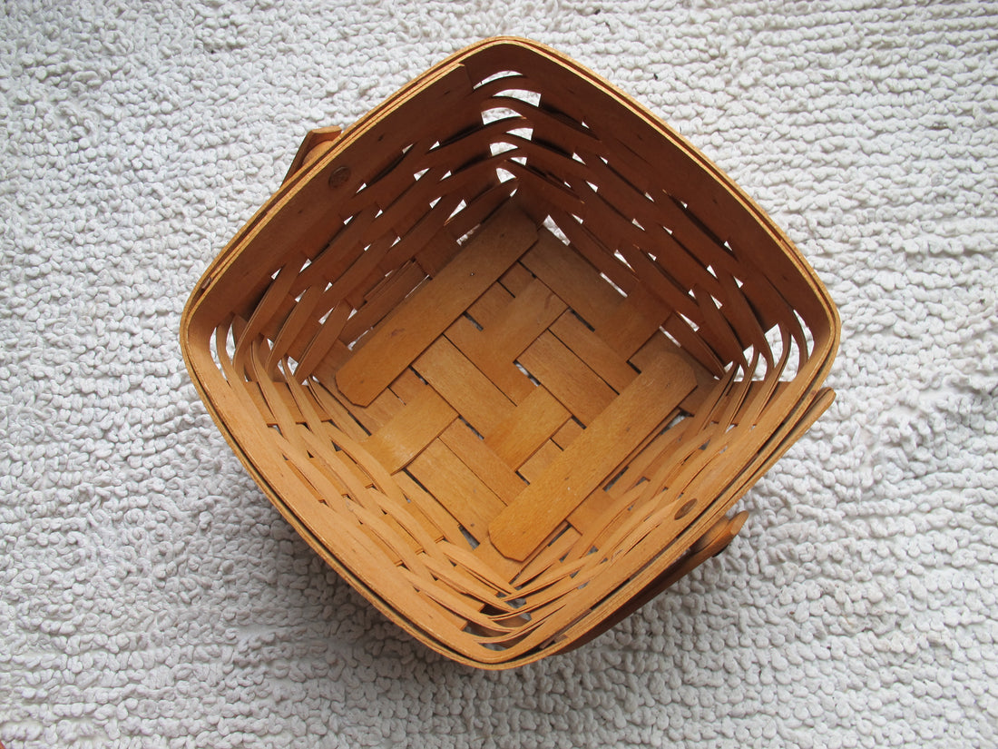Longaberger Basket with Lid Vintage