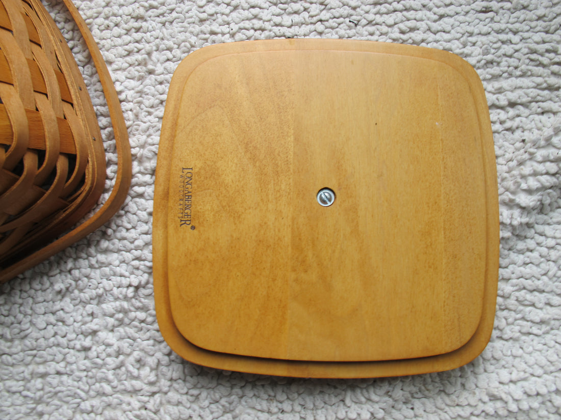 Longaberger Basket with Lid Vintage