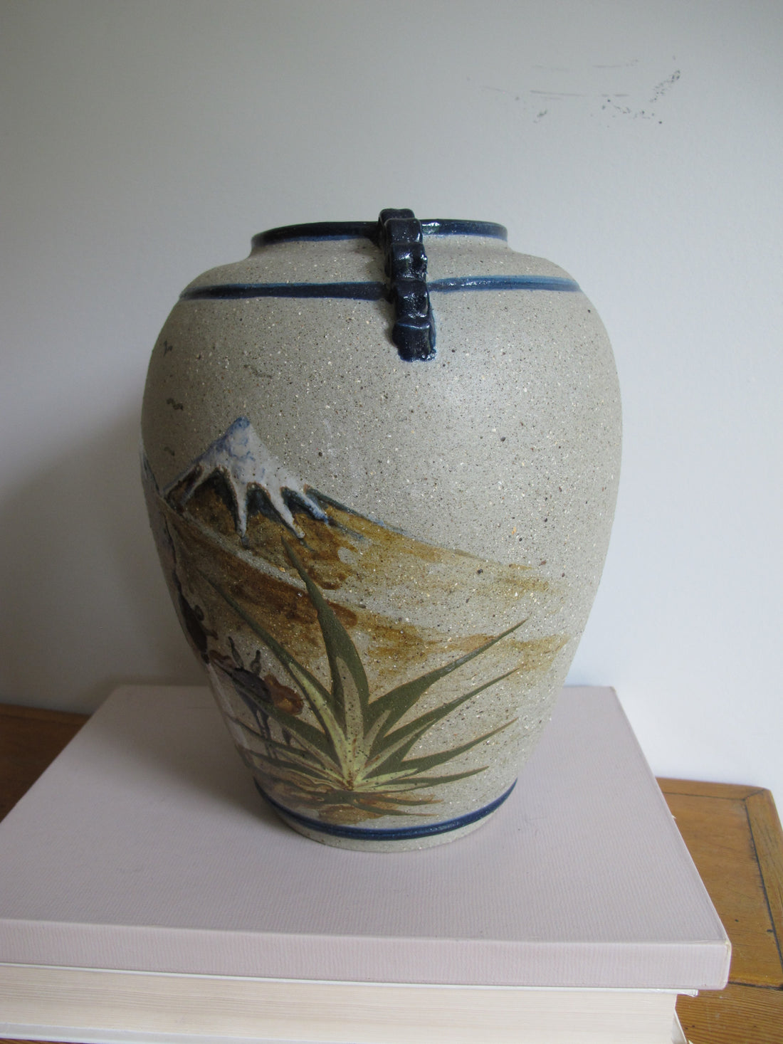 Tonala Vase Tecpatl GTO Mexico Mountain Art