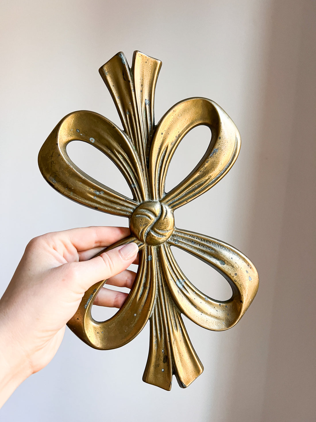 Brass Ribbon Bow Trivet and Shell Brass Bowl Sold Separately – Portland  Revibe