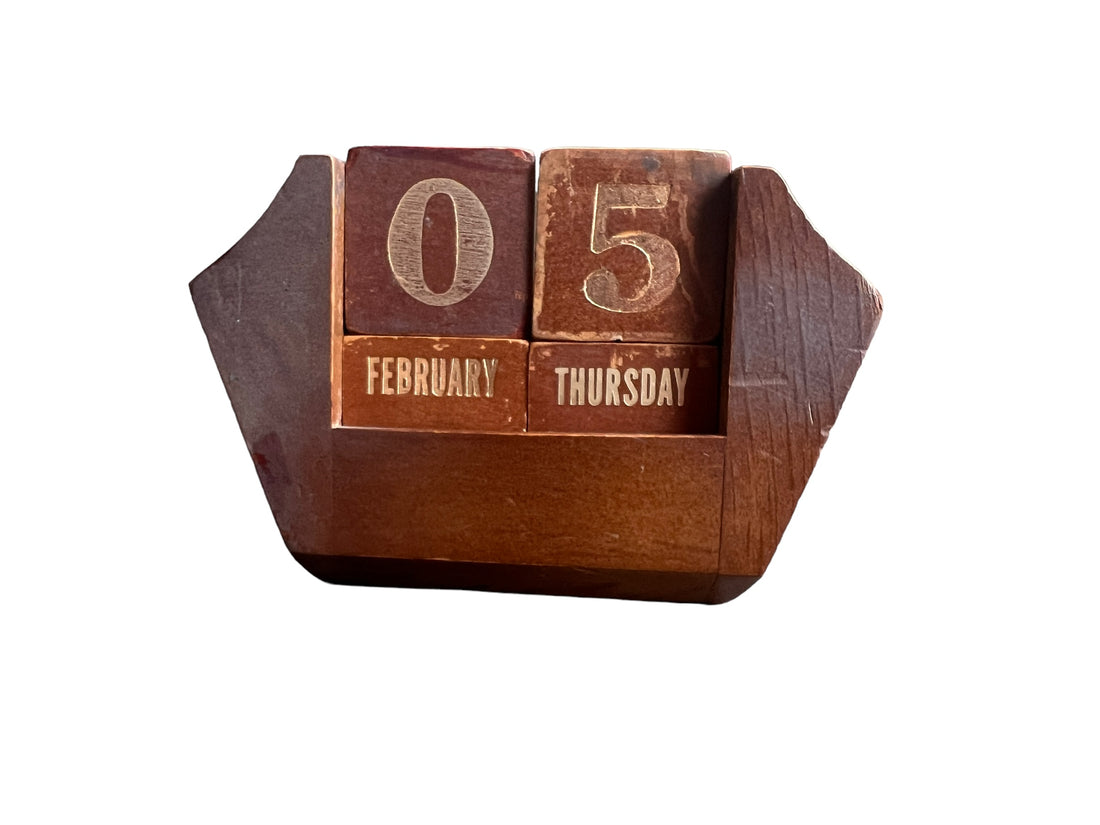 Midcentury Wood Block Desk Calendar