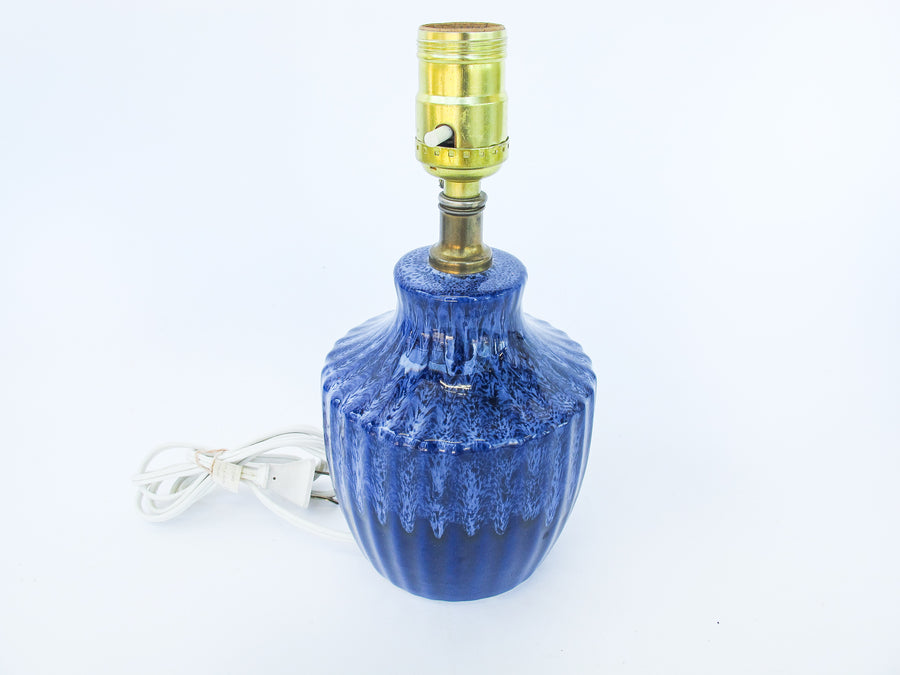 Ceramic base mini lamp with 70's wiring