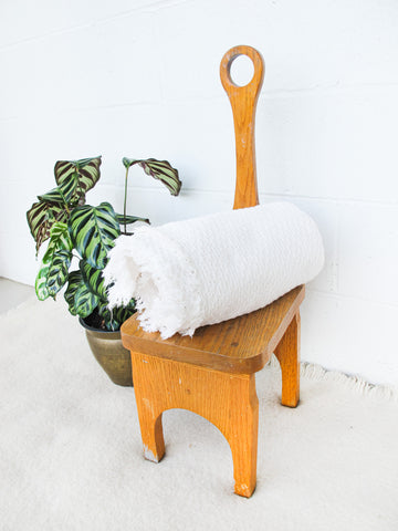 Vintage Minimalist Farmhouse Wooden Stool