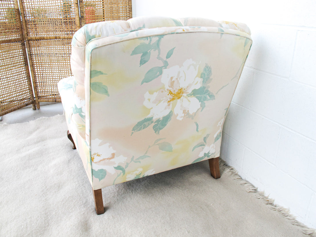 Floral Tufted Oversized Vintage Traditional Chair