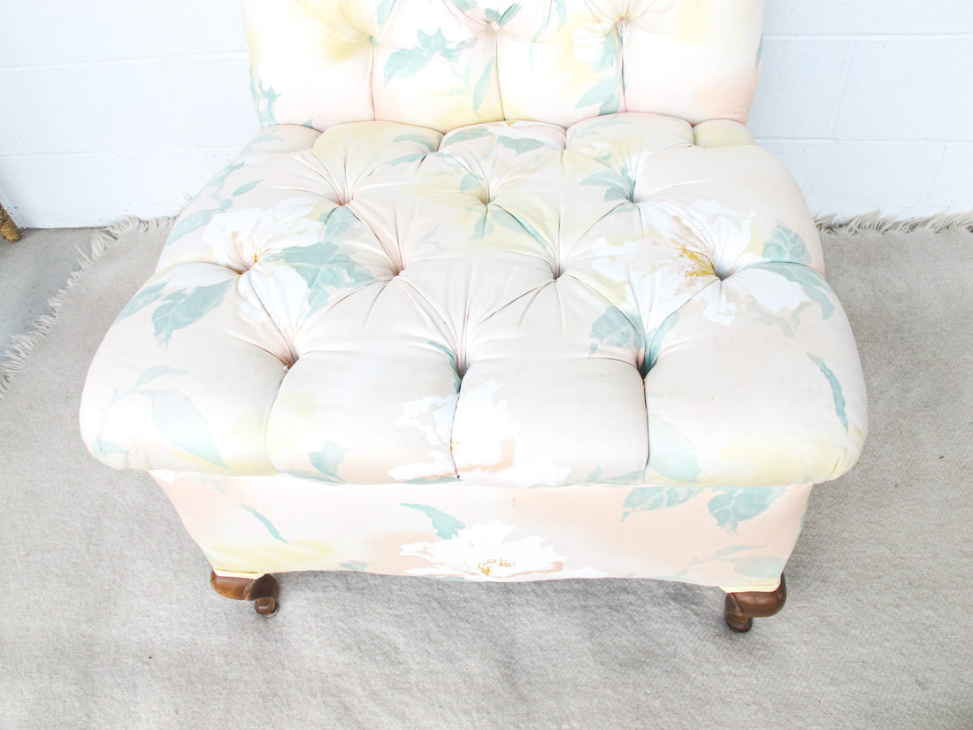 Floral Tufted Oversized Vintage Traditional Chair