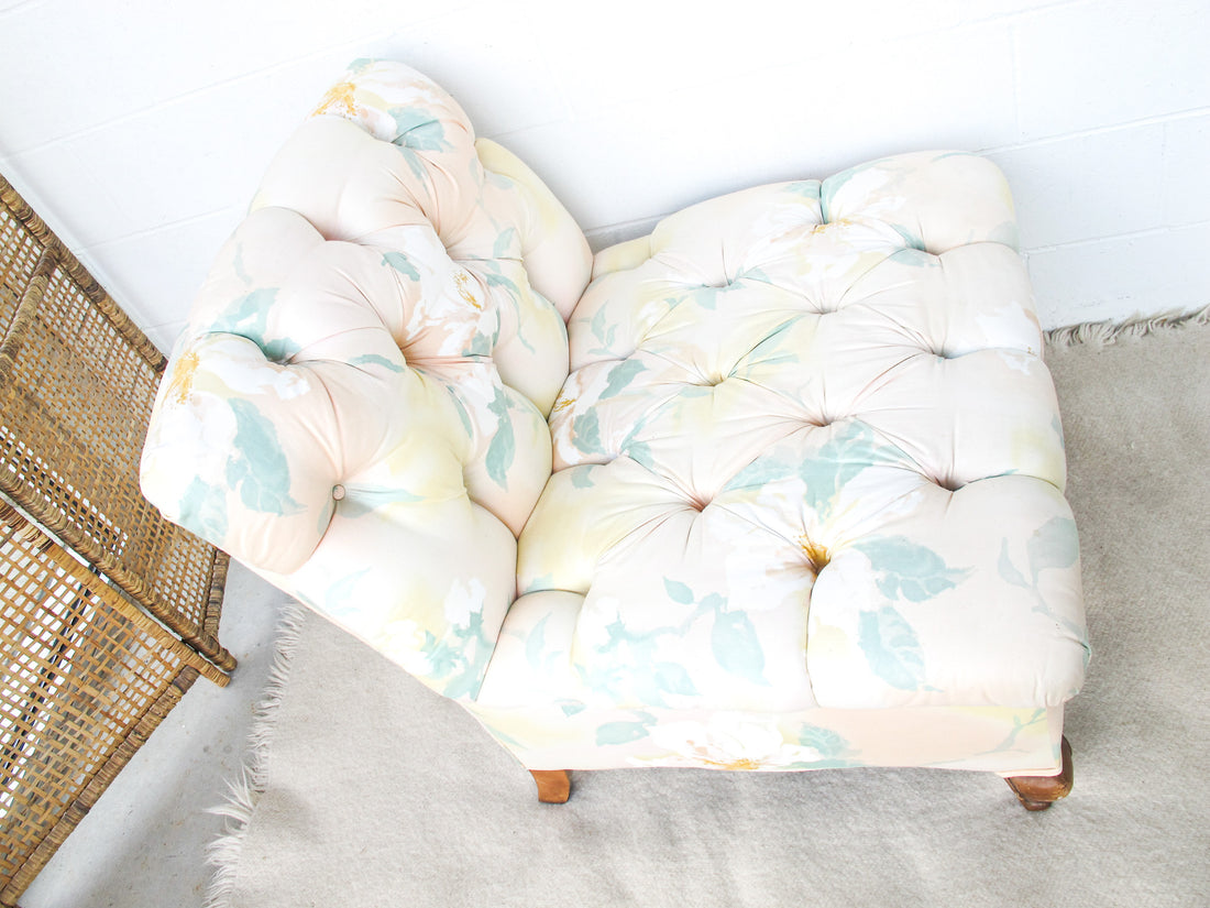 Floral Tufted Oversized Vintage Traditional Chair