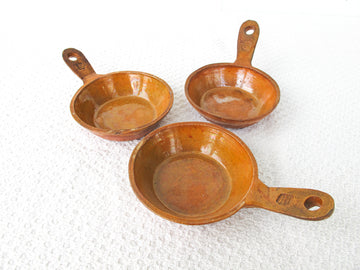 3 Ceramic Serving Dishes with Handles - Orange/Brown