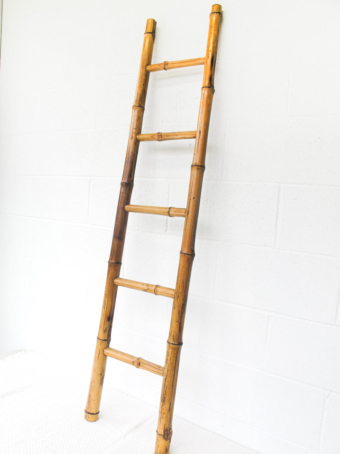 Bamboo Blanket Storage Ladder