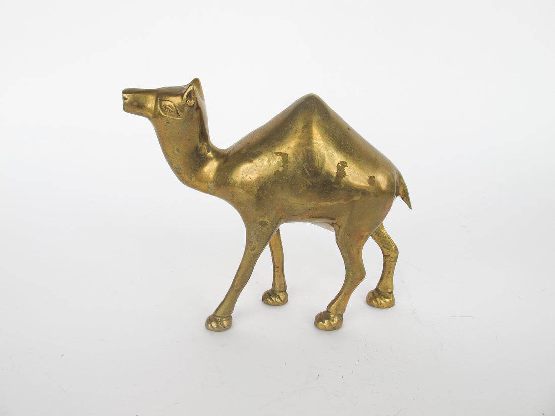 Minimal Vintage Shiny Brass Camel