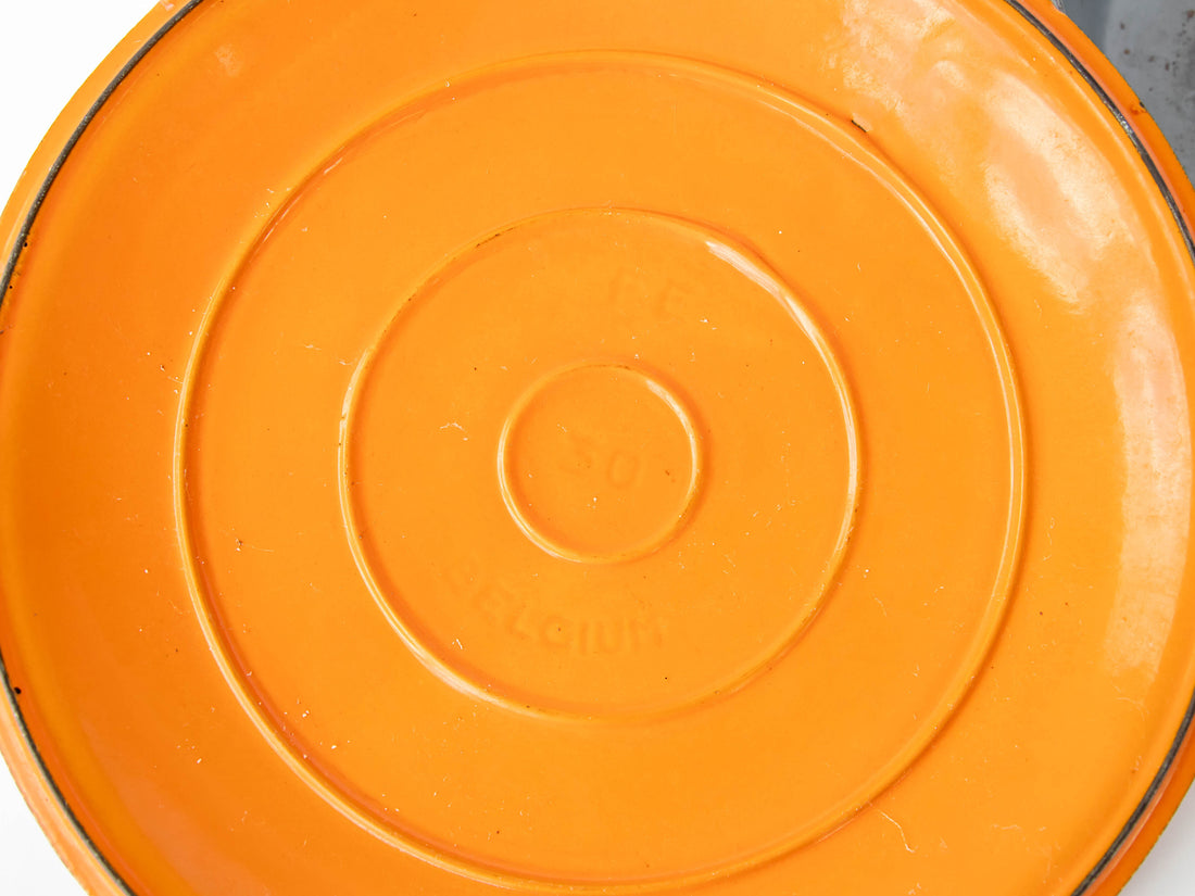 Descoware Orange Fry Pan with Lid with Rounded Handle