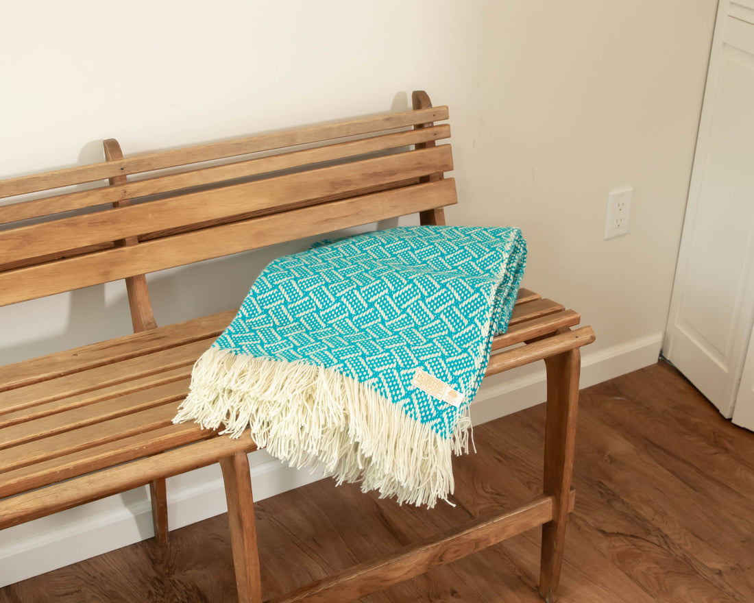 Woven Pendleton Lap Blanket Throw with Box - Blue and White with Fringe