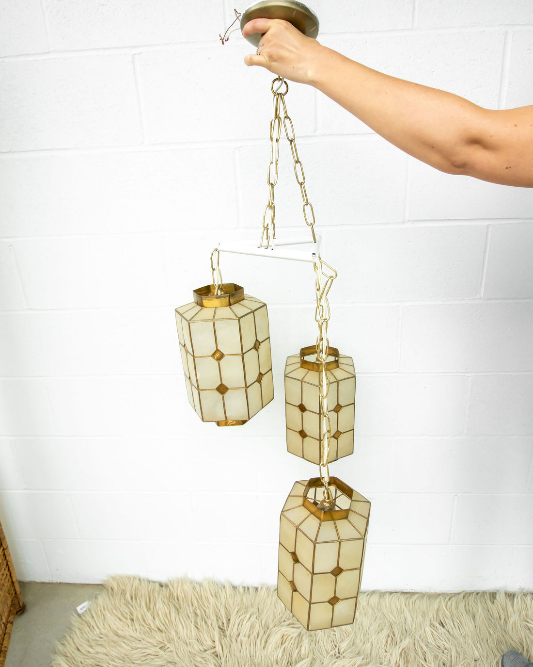 Mother of Pearl Pendant Lamp with Shell and Brass Detail