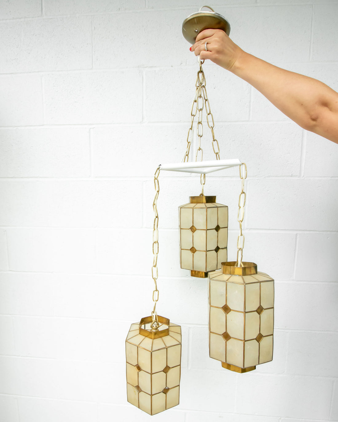 Mother of Pearl Pendant Lamp with Shell and Brass Detail