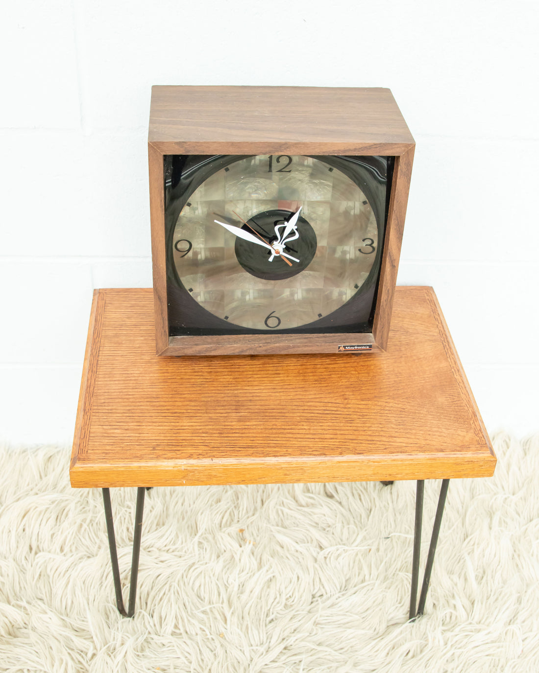 1970's Holographic Mood Clock