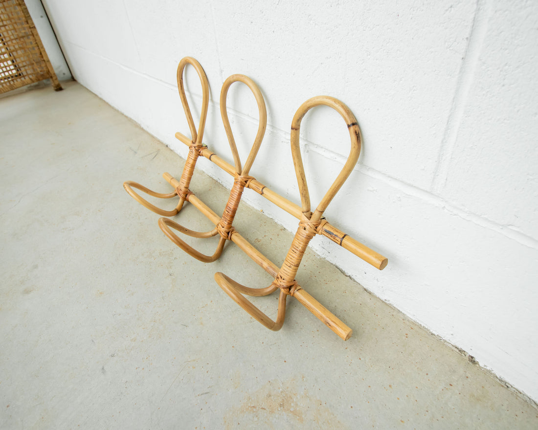 Bamboo Wall Rack with 3 loop hanging hooks