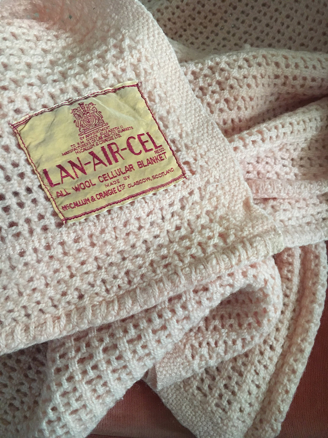 Vintage Lan-Air-Cel Woolen Mills Woven Wool Blanket Throw - in Blush/Pink Champagne - Made in Scotland