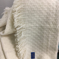 Vintage Pendleton Woolen Mills Woven Wool Blanket Throw - in Cream/White