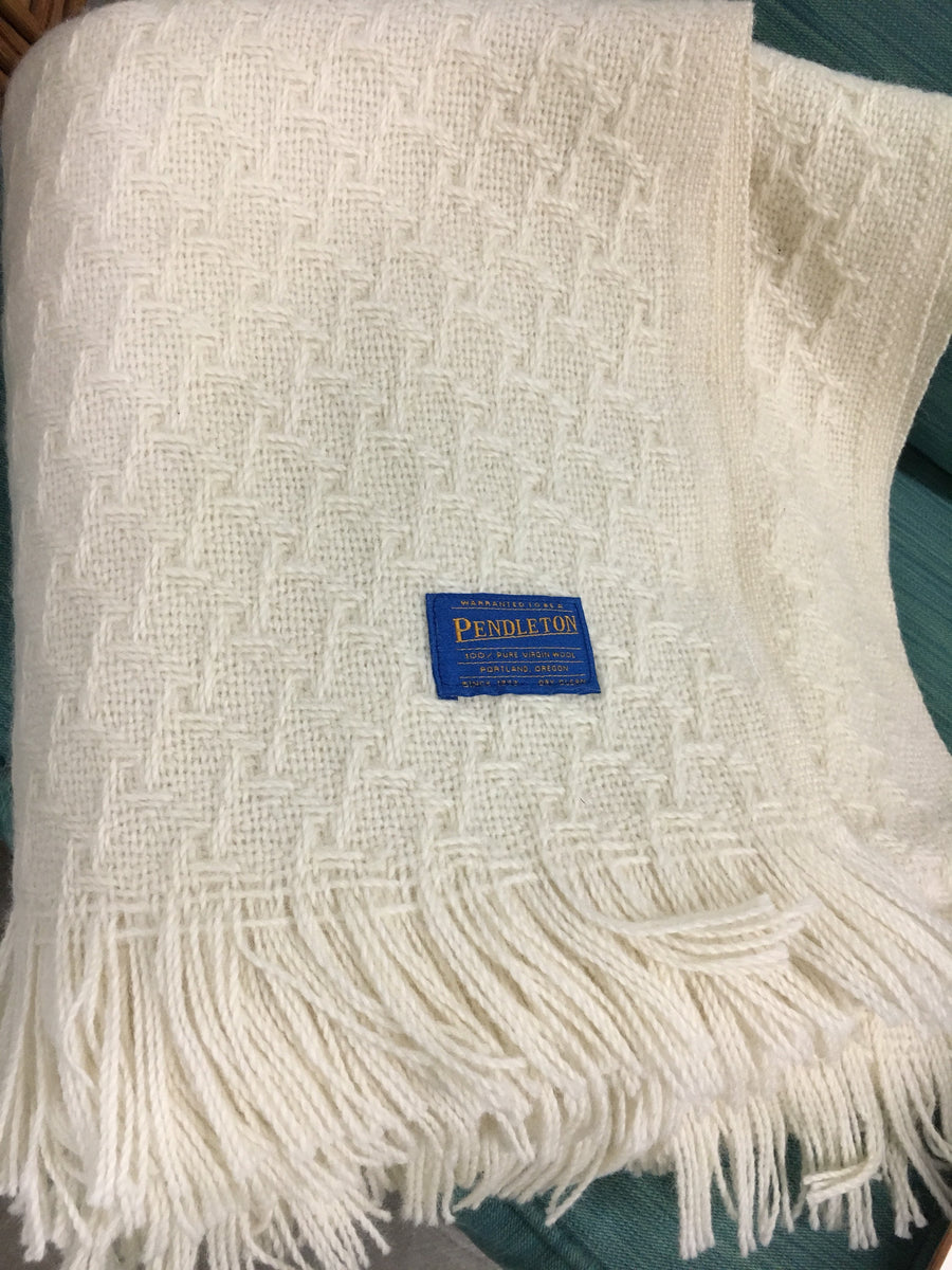 Vintage Pendleton Woolen Mills Woven Wool Blanket Throw in Cream/Whi