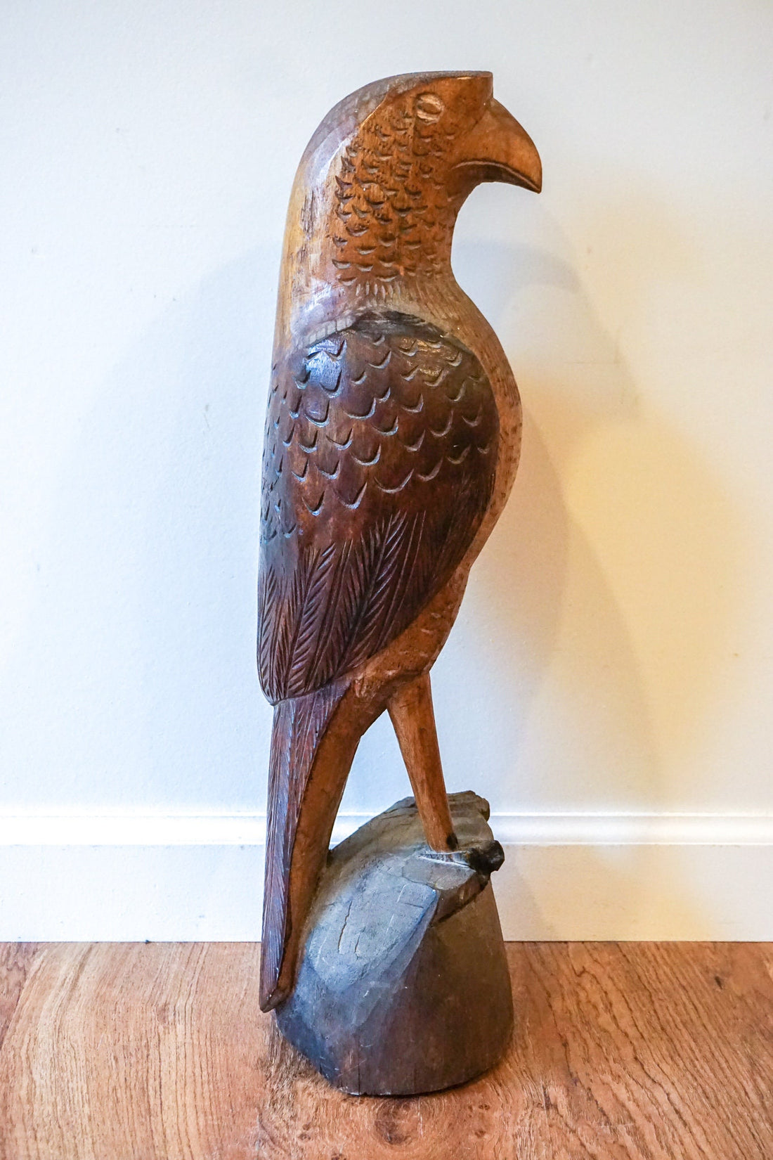 Carved Wood Eagle Sculpture Statue Figurine