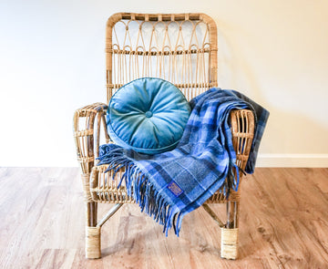 Vintage Pendleton Woolen Mills Blue Plaid Wool Throw/Picnic Blanket